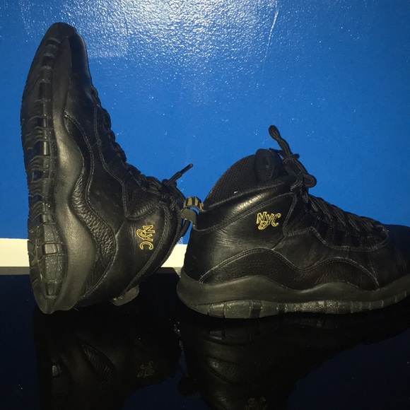 Jordan 10 Nyc - Picture 1 of 2